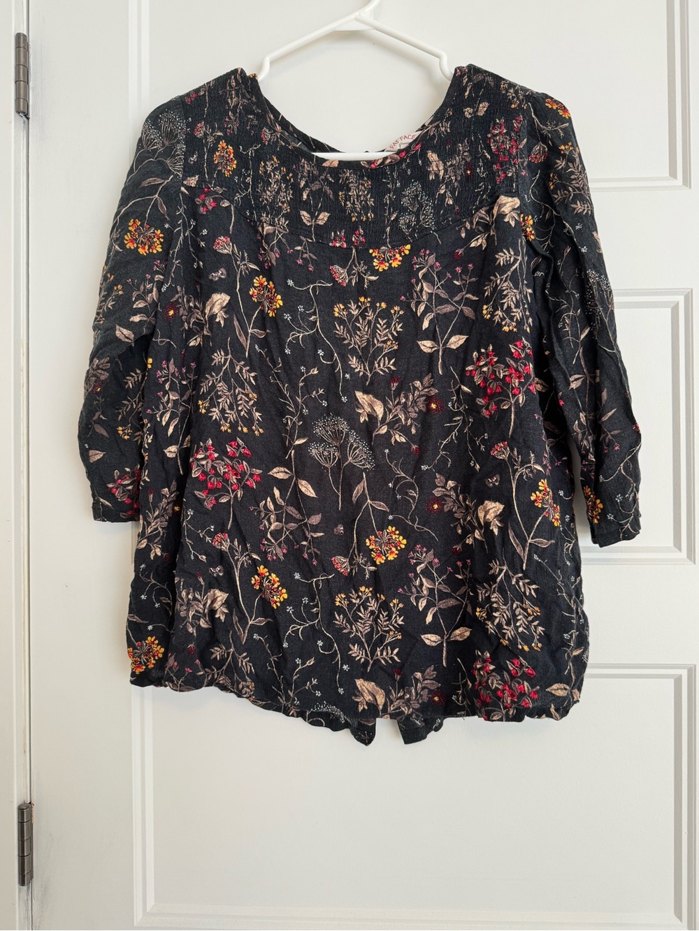 FatFace UK 💯 Cotton Women's Black Floral Button-Back Peasant Top Size 8